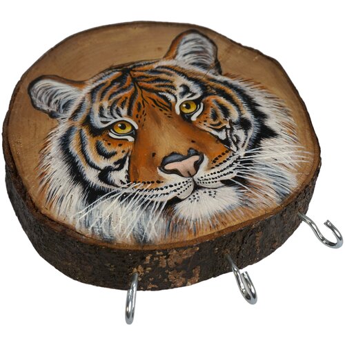 Деревянная ключница Тигр