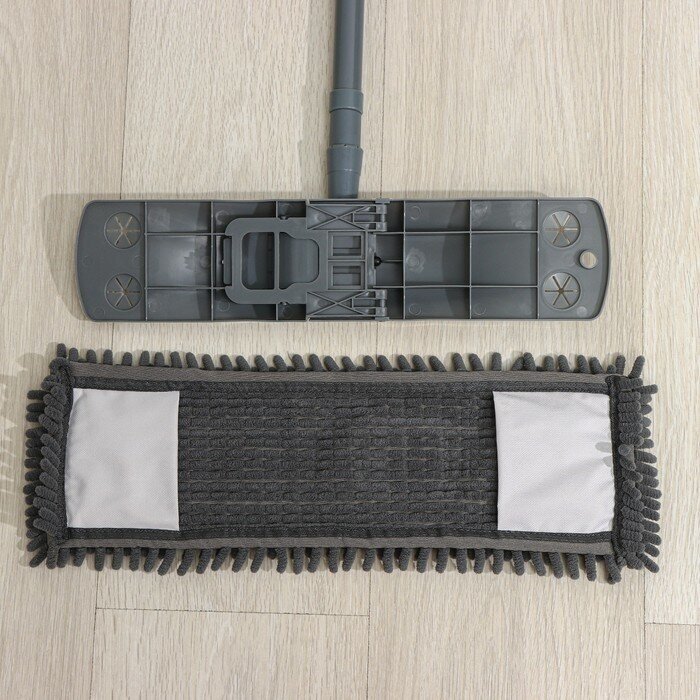 Доляна Швабра для мытья пола плоская Доляна, насадка микрофибра букли 42×12 см, телескопическая ручка 70-120 см