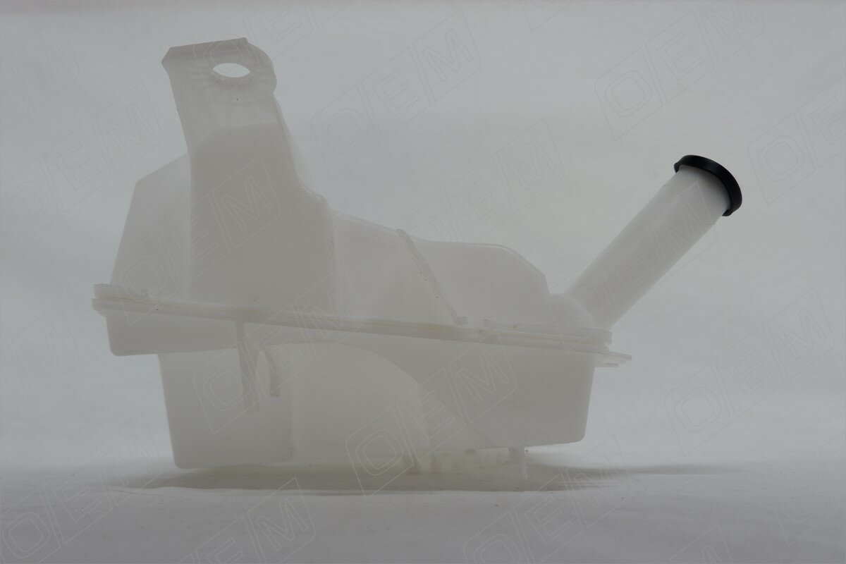 Бачок омывателя для Форд Фокус 3 2011-2015 год выпуска (Ford Focus 3) O.E.M. OEM0023BO