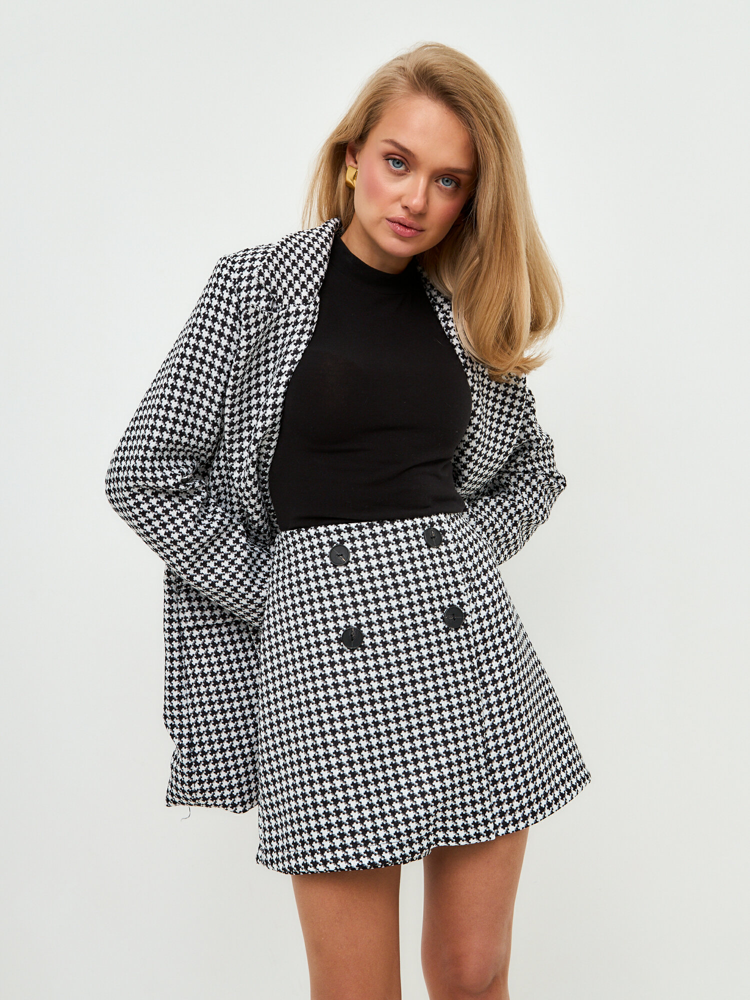 Костюм классический Olya Stoforandova, размер 42, черно-белый