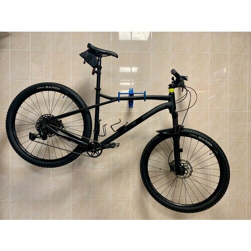 Держатель большой усиленный до 50 кг на стену для хранения 1-2 велосипеда Соло