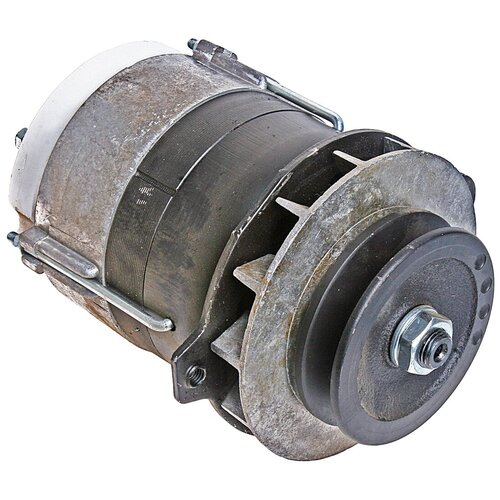 Генератор МТЗ-1221,КСК-150,ТО-28 дв.Д-245.5,245.7,260 (3 клем.кл.исп.О) 14В 72А 1000Вт радиоволна Г9645.3701-1