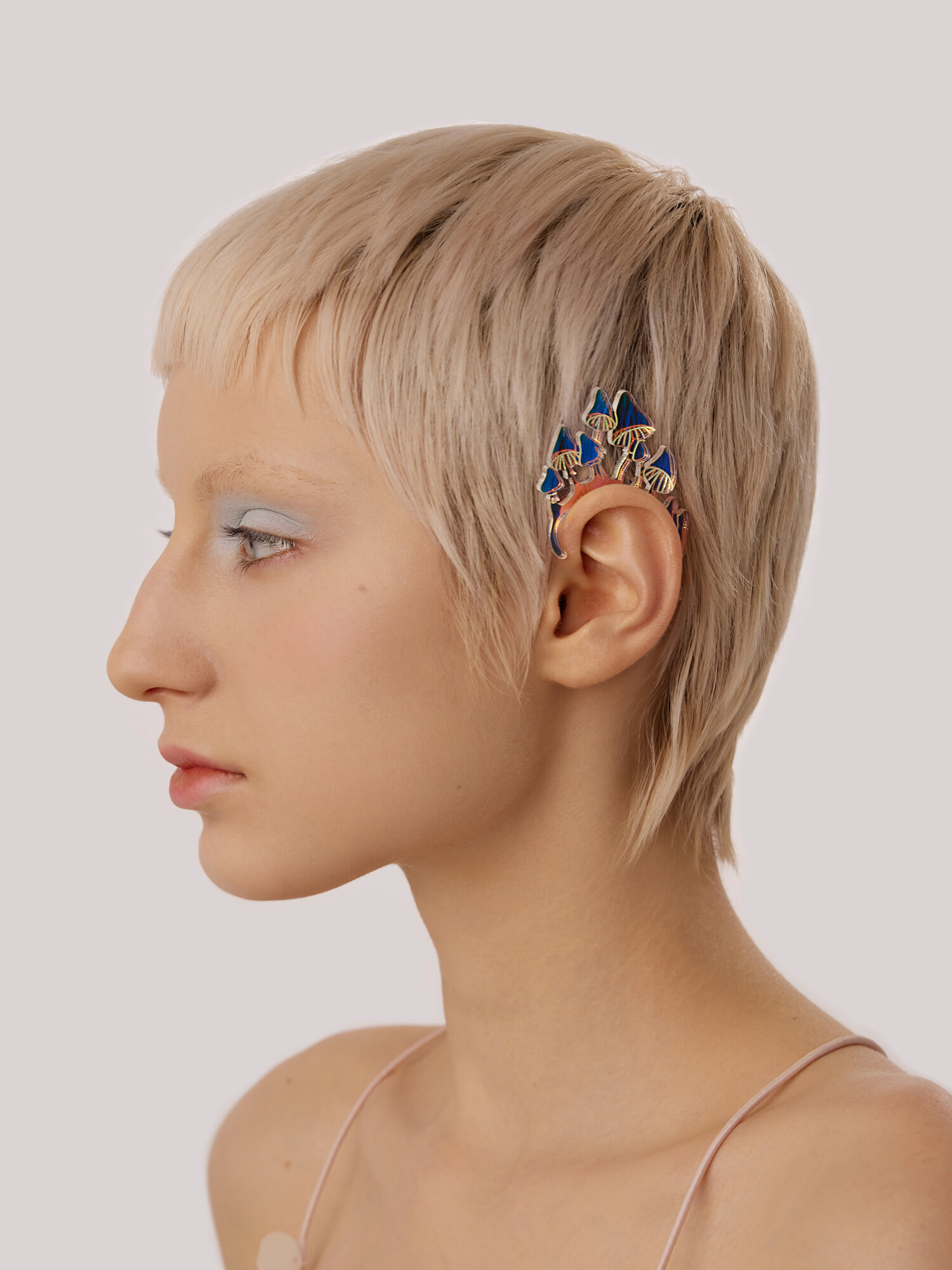 Моносерьга кафф MONOLAMA, размер 85 мм, бесцветный — фото 1