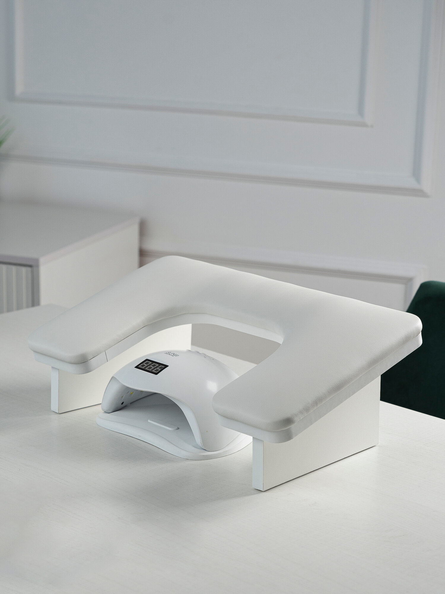 Подставка для рук Бабочка лофт белая