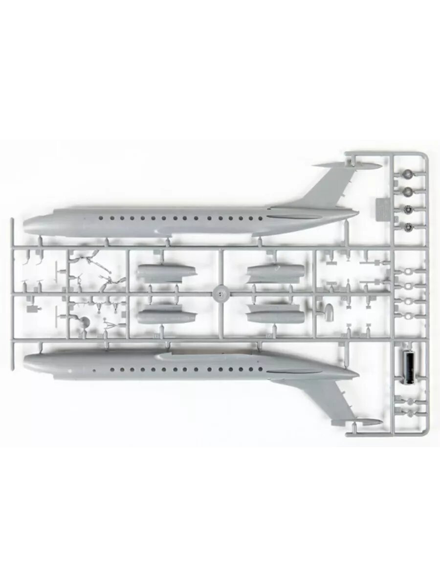 Пасс. авиалайнер "Ту-134" ZVEZDA 58 деталей, масштаб 1:144, сборная модель — фото 1