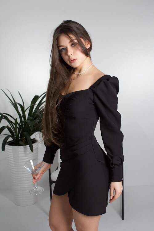 Платье с запахом прилегающее, мини, размер 44, черный