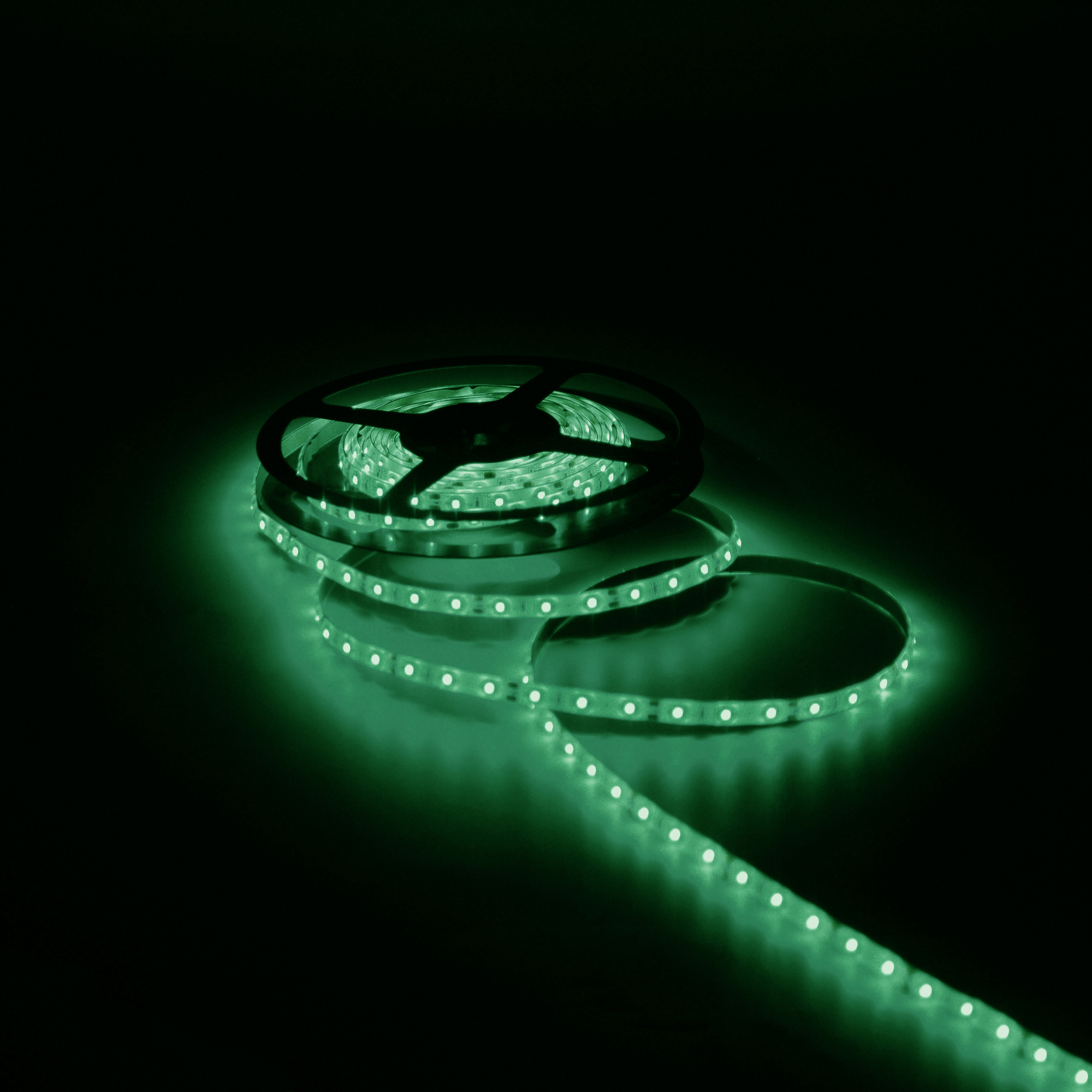 Светодиодная лента gauss 311000605, 5 м, светодиодов: 300 шт., 24 Вт, зеленый - фотография № 10