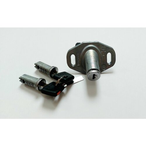 Замок багажника с личинками дверей ВАЗ-1117 Калина универсал комплект в сборе арт 1117-6305070-30 2150₽