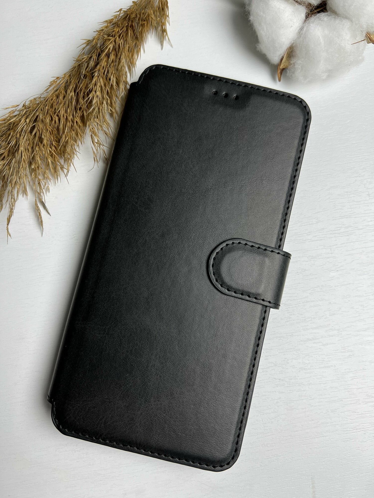 Чехол книжка для Xiaomi Poco F5/ кожаный с магнитной застежкой/ Сяоми Поко Ф5 с хлястиком/ flip чехол для Poco F5 с функцией подставки, черный