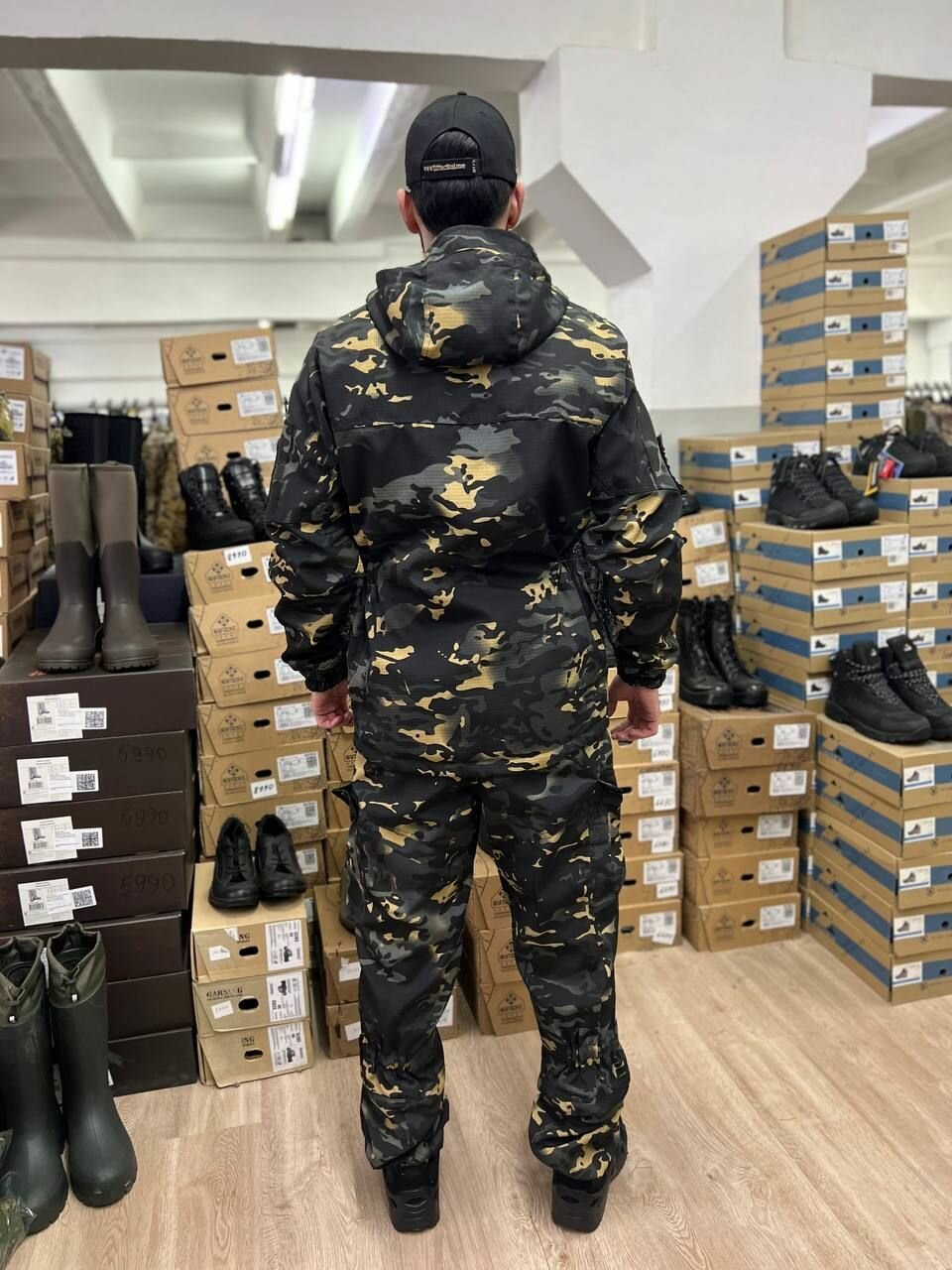 Костюм горка 6 флис лайт чёрный мультикам — фото 1