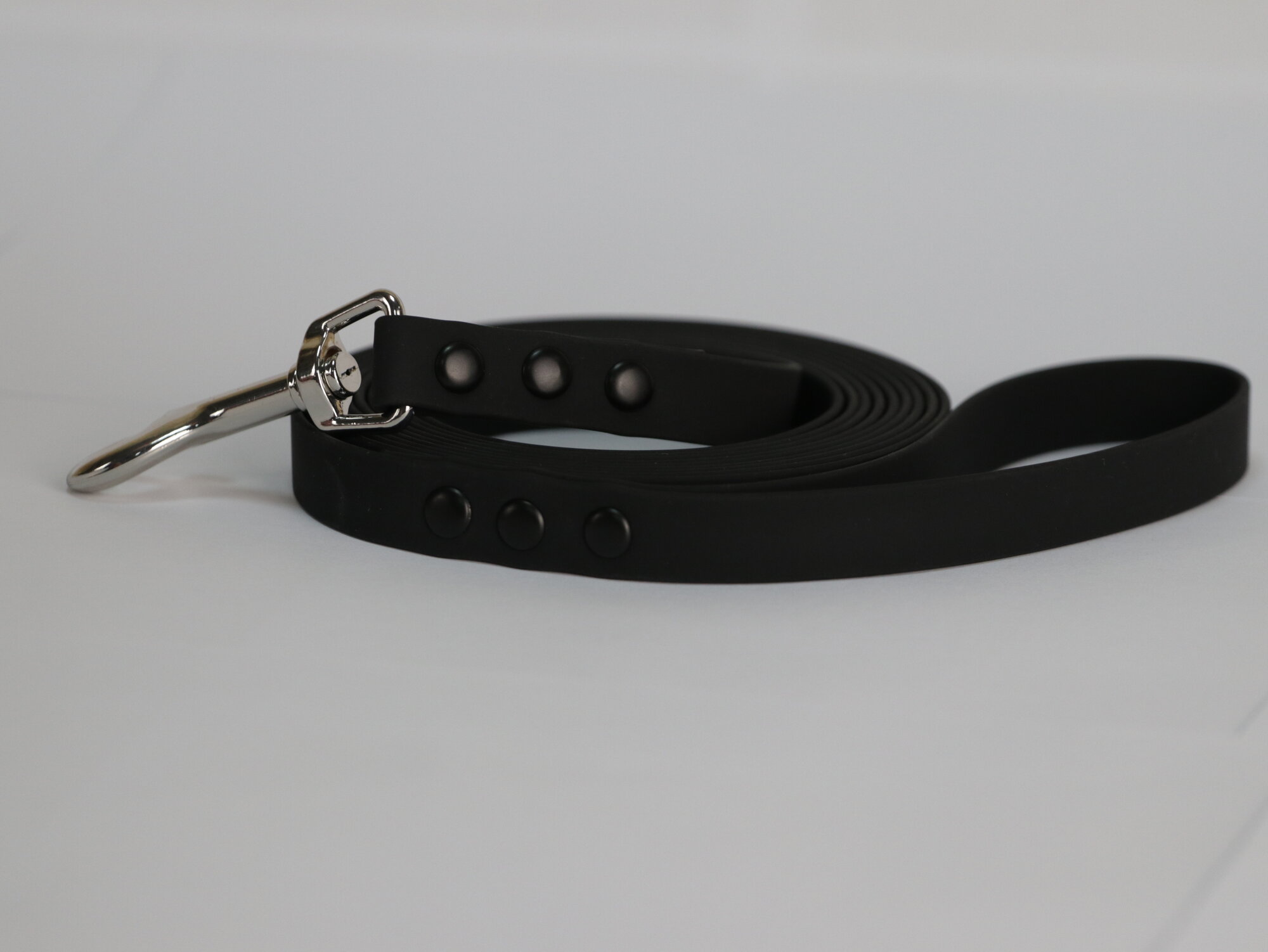 Биотановый поводок для собак из биотана 3 метра 15мм, цвет черный. Не боится влаги