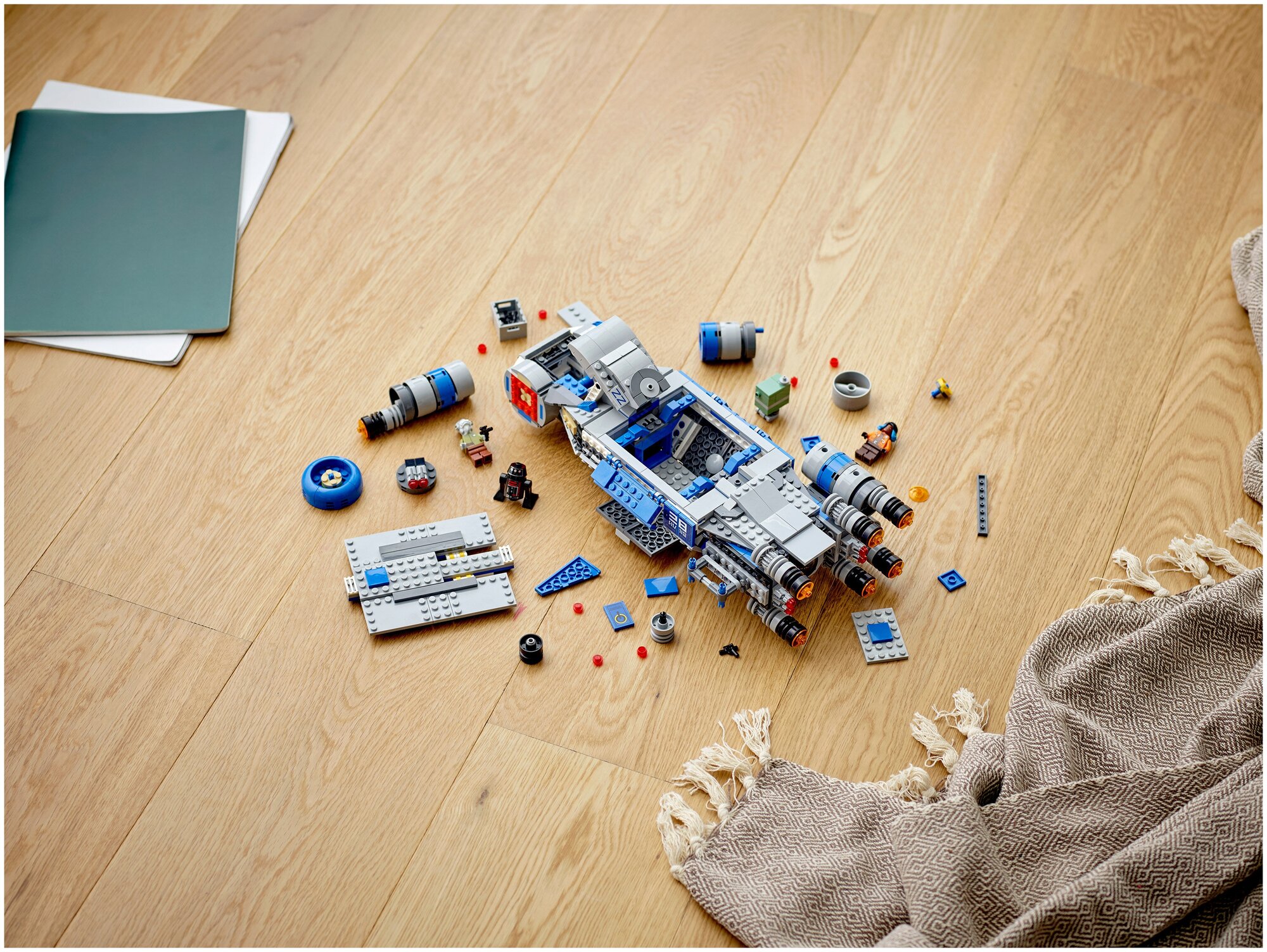 Конструктор LEGO Star Wars "Транспортный корабль Сопротивления I-TS" 75293 - фото №14