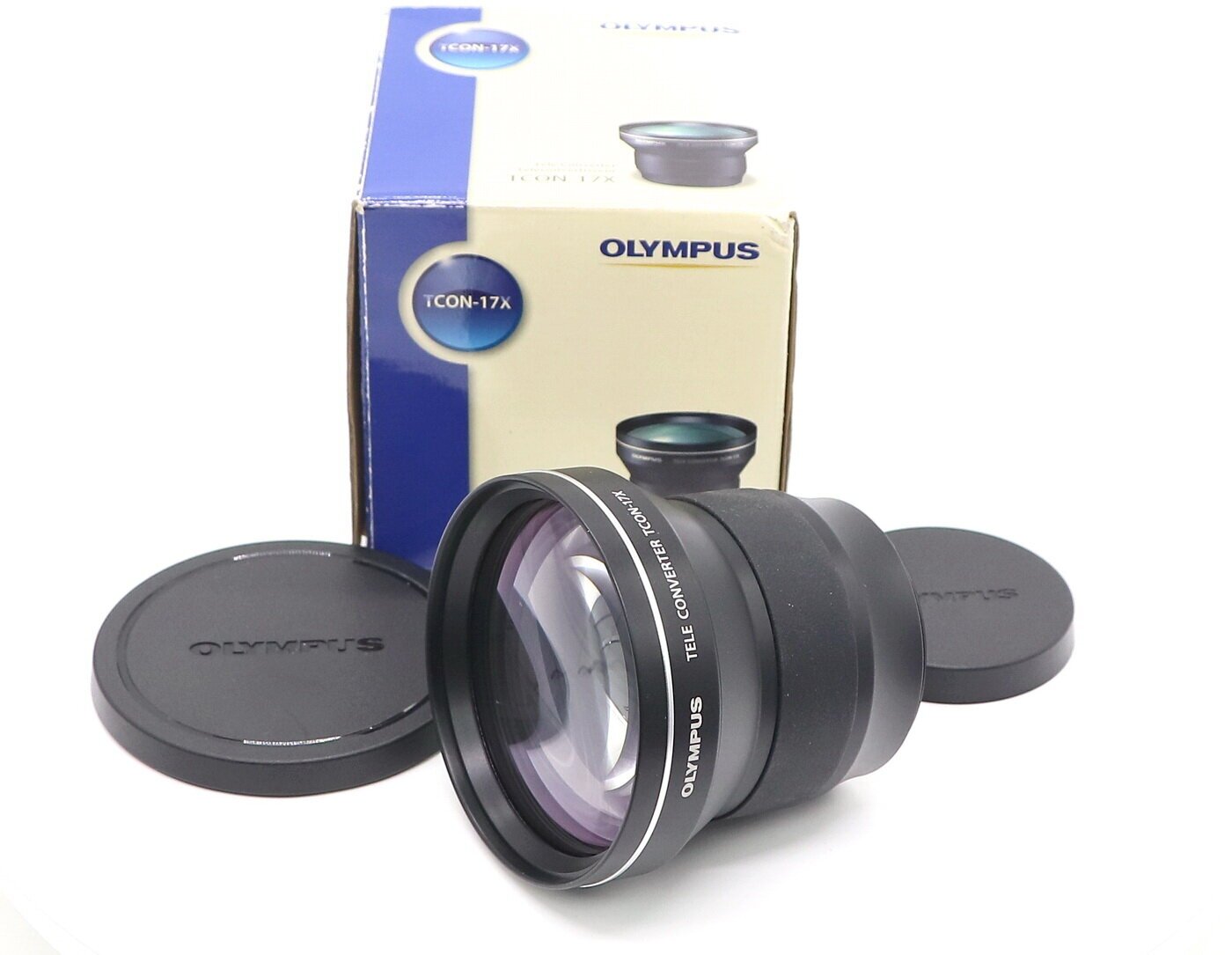 Телеконвертер Olympus TCON-17X в упаковке