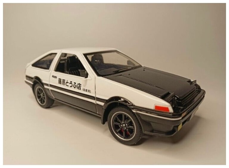 Коллекционная машинка игрушка металлическая Toyota Trueno АЕ86 для мальчиков масштабная модель 1:24 белая