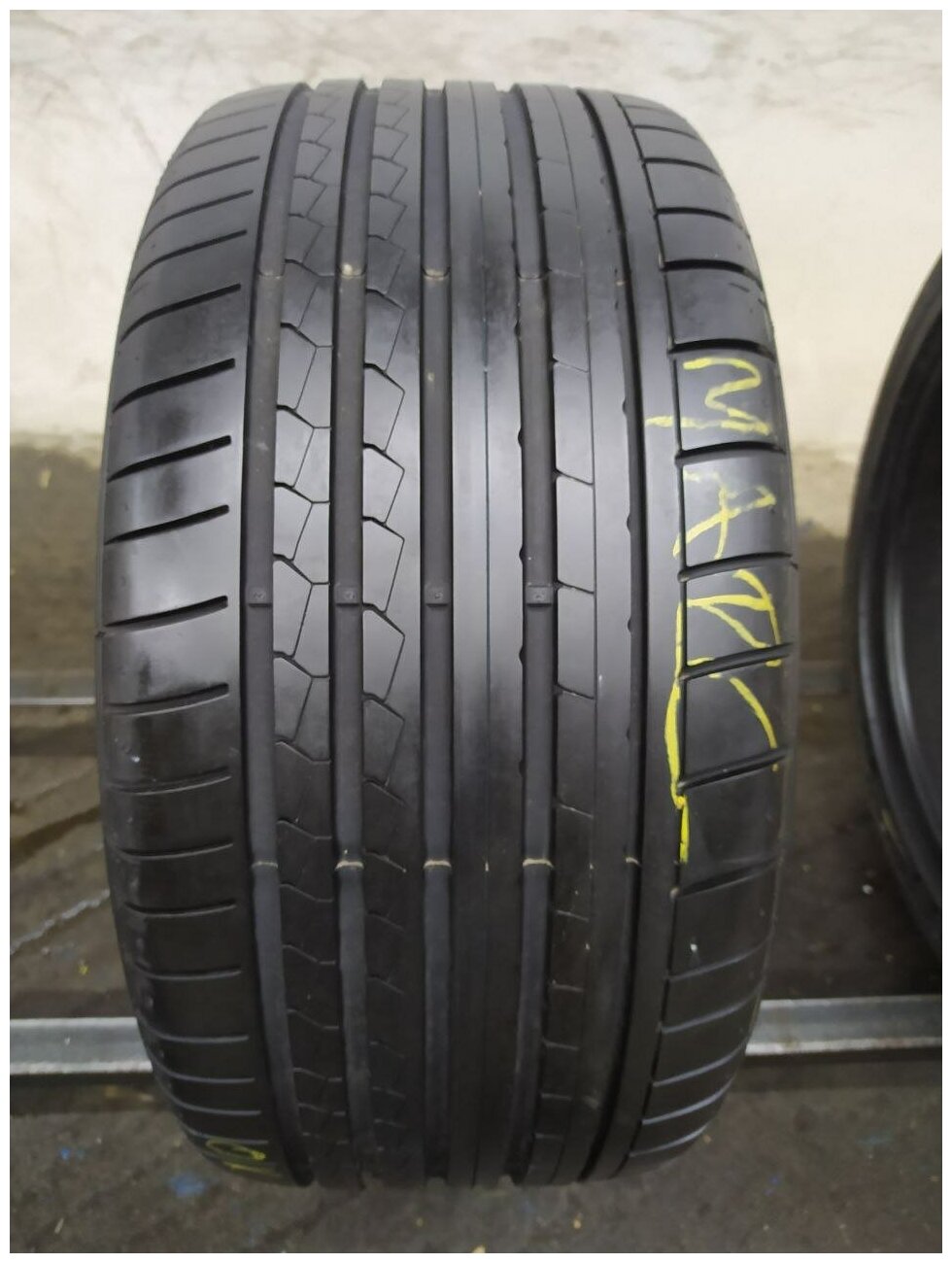 Dunlop SP Sport Maxx GT 275/40 R18 БУ Шины Летние