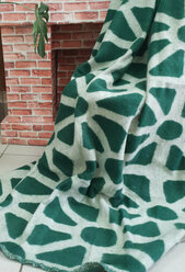 Одеяло п-ш 30% шерсть жаккардовое 190*200 пл. 420 зеленый лучи
