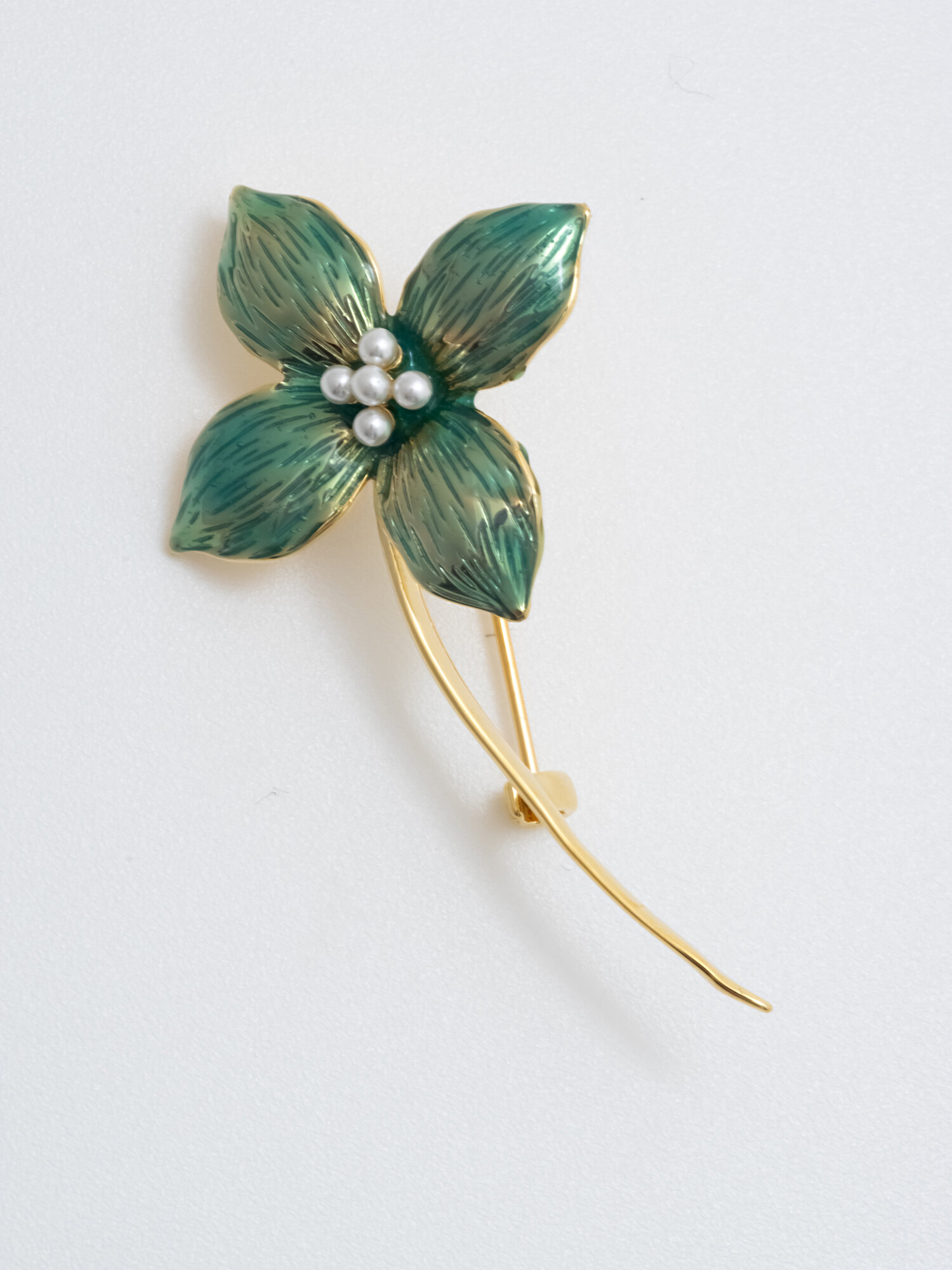Брошь ЖемАрт, жемчуг имитация, 1 шт., золотой, зеленый, белый