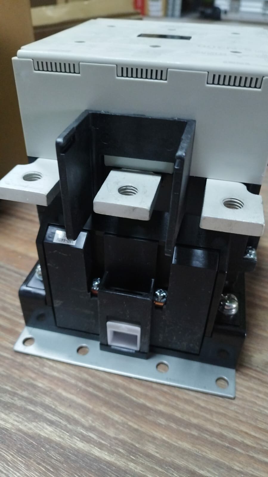 S-N300 AC400V Контактор — фото 1