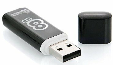 USB флеш (SMARTBUY (SB8GBGS-K) 8GB GLOSSY SERIES BLACK)