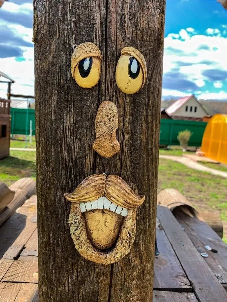 Садовая фигура подвесная Лицо гномов на дерево  леший  эльф с улыбкой