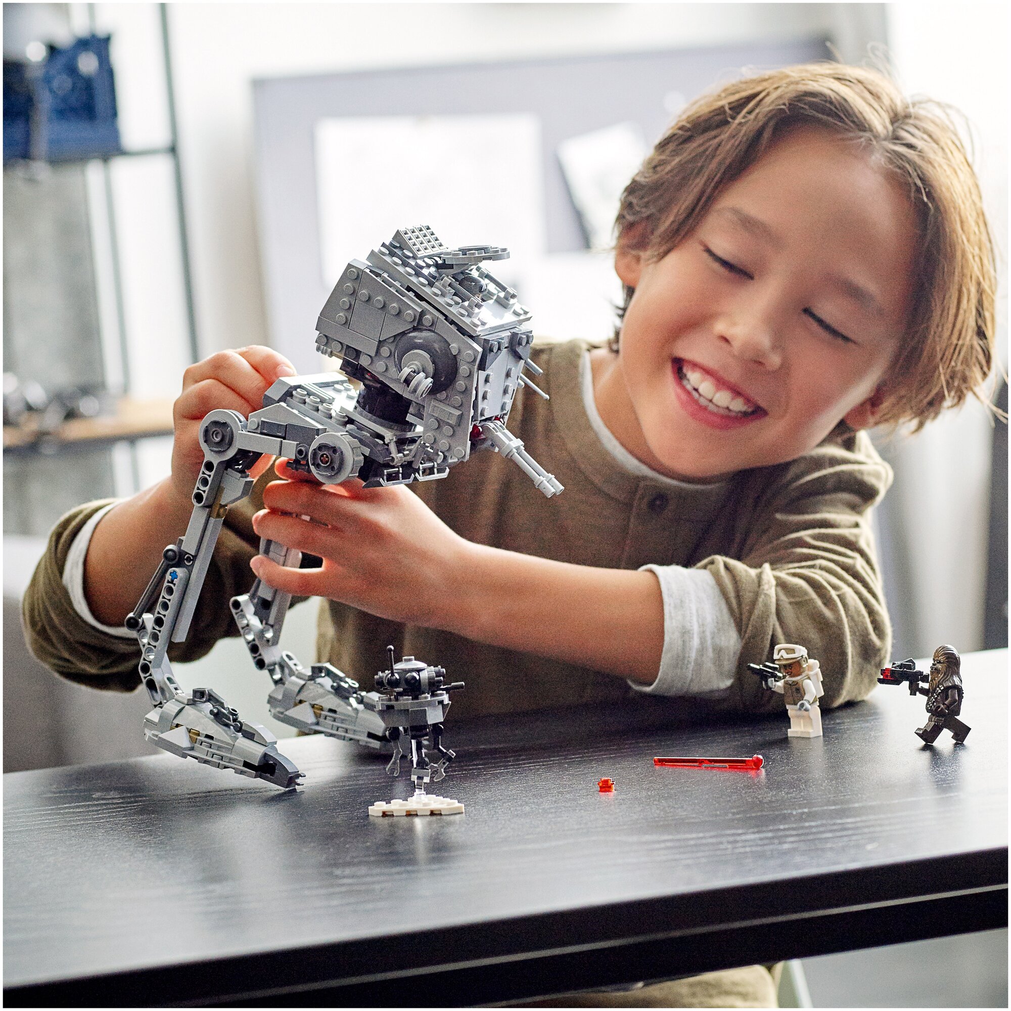 Конструктор Lego Star Wars AT-ST на Хоте, - фото №18