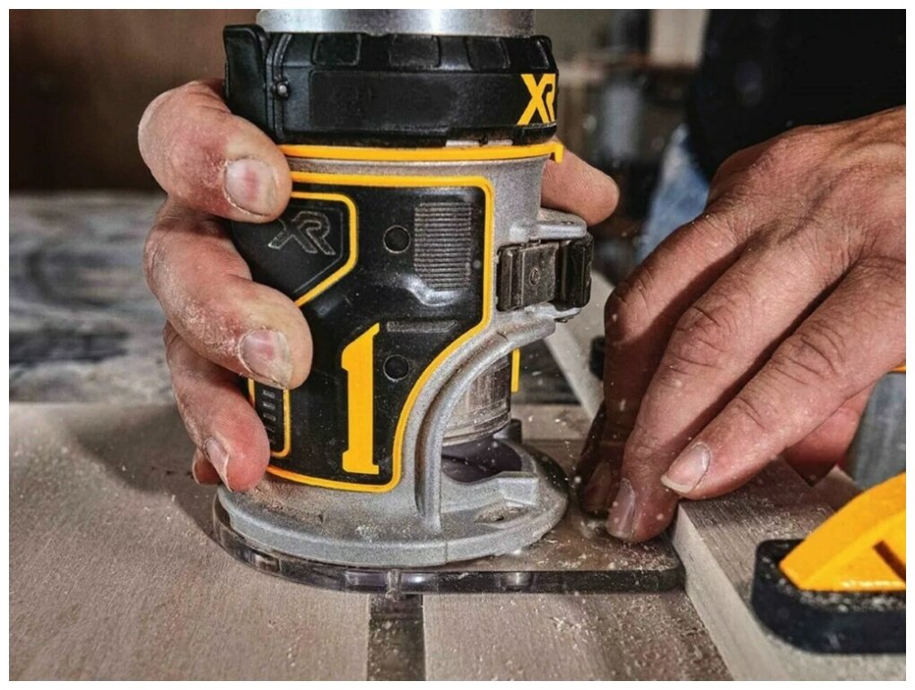 Фрезер аккумуляторный DeWALT Dcw600n-xj . - фотография № 8