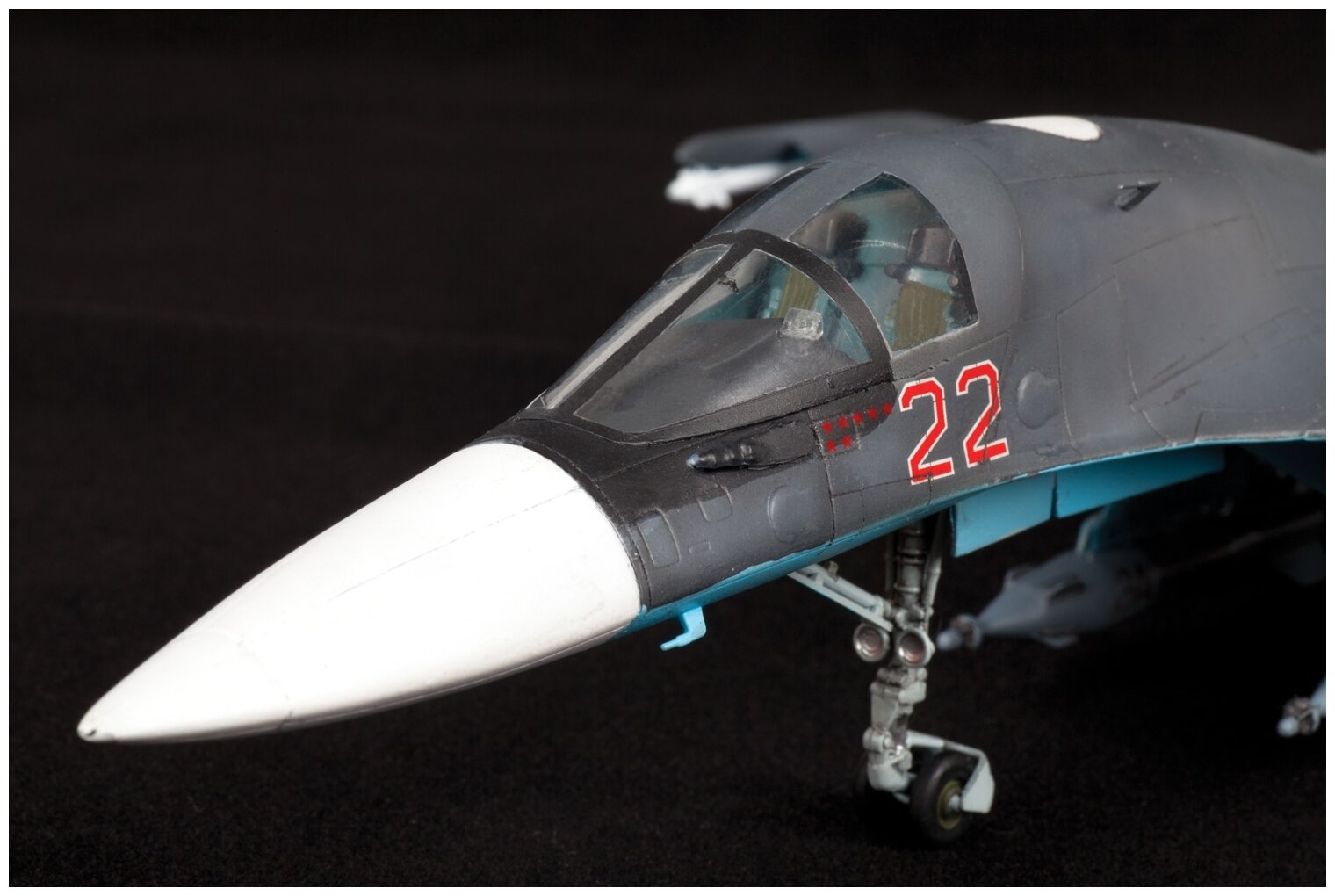 Сборная модель Звезда Российский истребитель-бомбардировщик Су-34 1:72 - фото №9