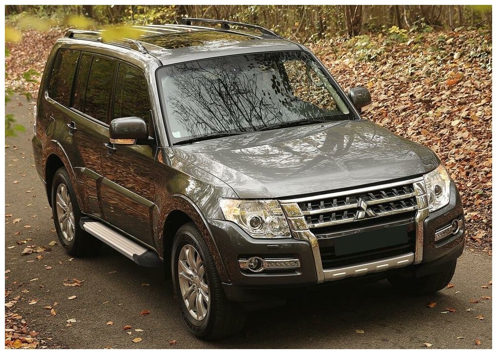 Пороги алюминиевые с площадкой "SILVER" (арт F173AL40021) MITSUBISHI Pajero IV 2006-2011-2014- н в