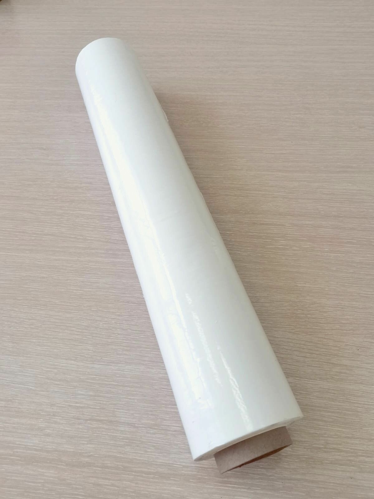 Стрейч-пленка белая ролик 2 кг 20 мкм первичная