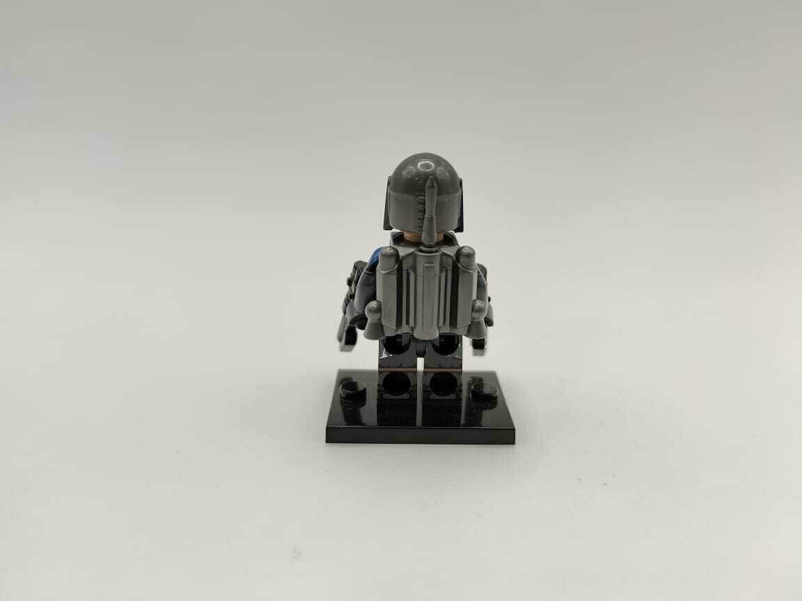 Минифигурка «Мандалорец из Дозора Смерти», фигурка серии "Мандалорцы" Star Wars, совместима с конструкторами Lego — фото 1