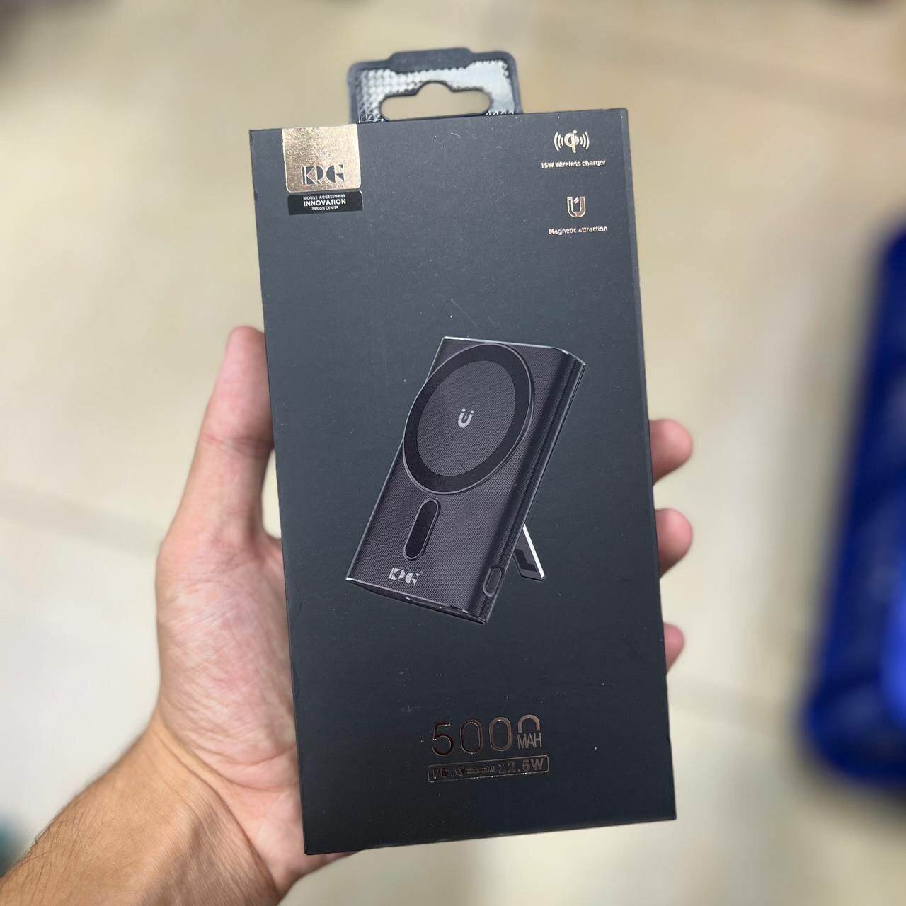 Магнитный беспроводной пауэрбанк KPG 5000 мАч, 15W, MagSafe, с подставкой