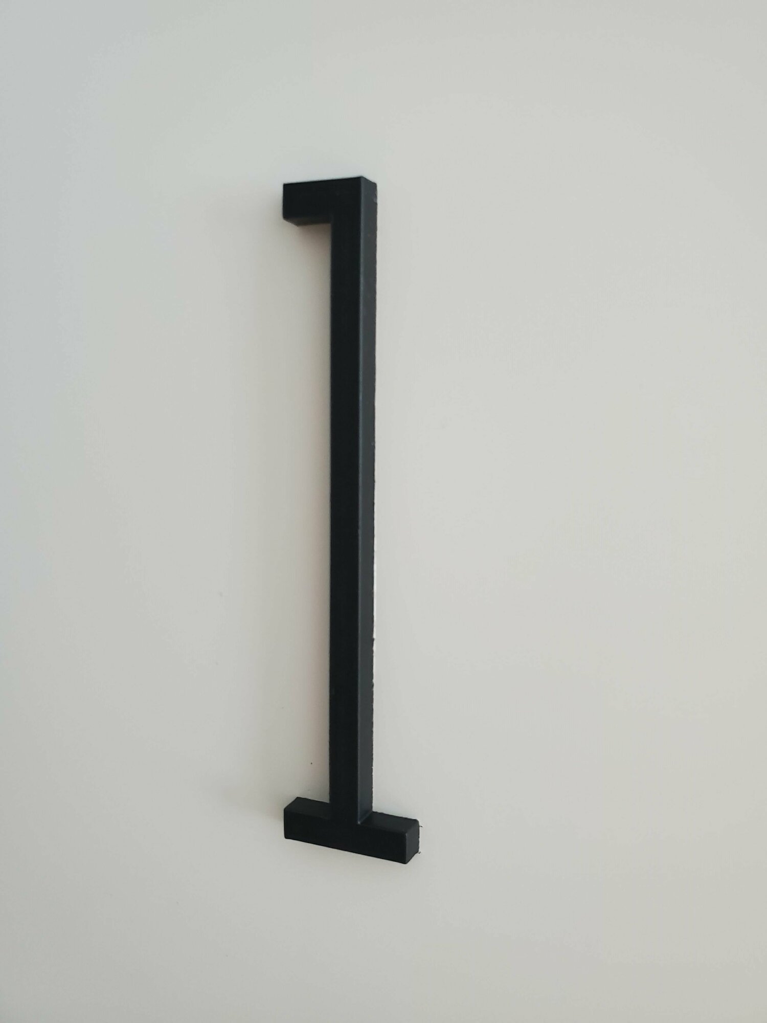 Цифра на дверь "1" в скандинавском стиле, черный - фотография № 3
