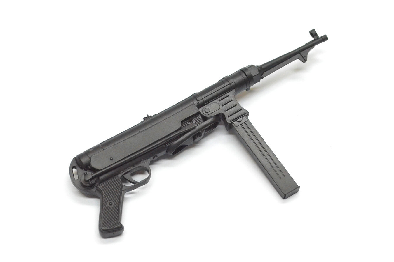 Модель автомата MP40 в масштабе 1:4