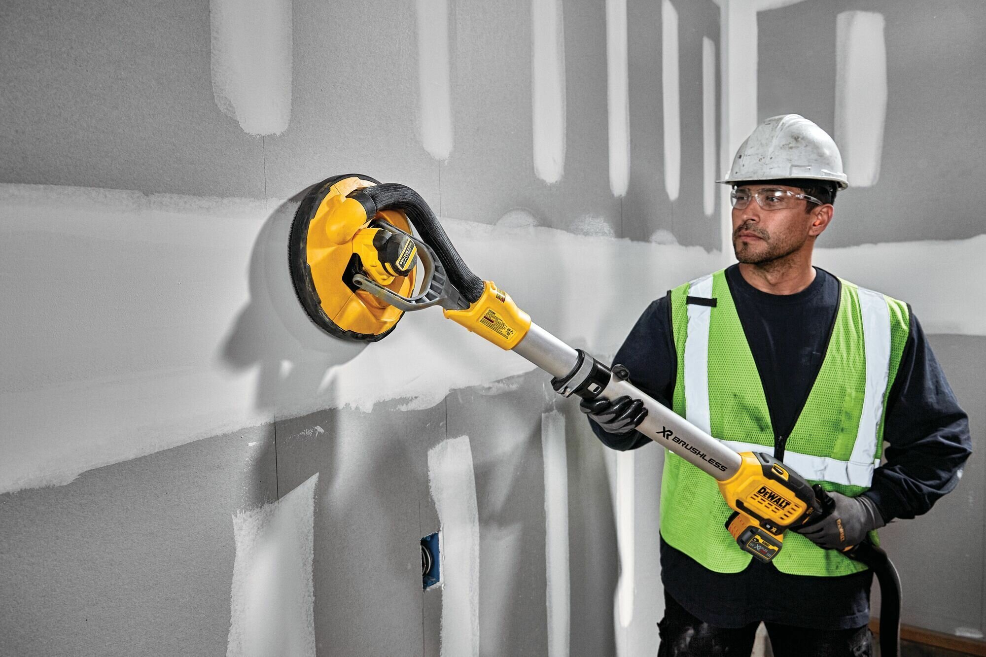 Аккумуляторная шлифовальная машина для стен DEWALT, 18 В, 225 мм, 1200 об/мин, без АКБ и ЗУ, - фото №8