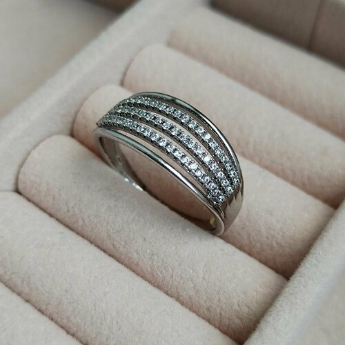 фото Кольцо, циркон, искусственный камень, размер 19, серебряный нет бренда