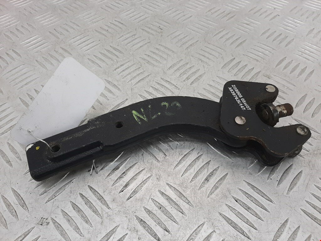 Ролик двери сдвижной Mercedes Vito (W639) A6397601747 арт. 1786330
