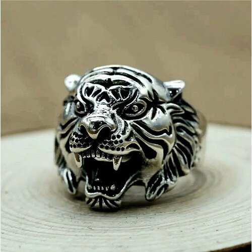 Печатка размер 18 ширина 20 мм черный серый серебряный 890₽