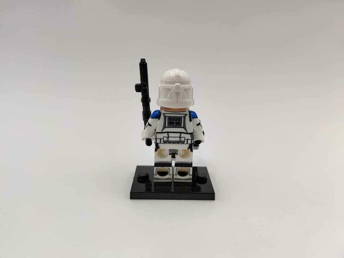 Минифигурка «Пехотинец 501 легиона», фигурка серии "Клоны" Star Wars, совместима с конструкторами Lego — фото 1