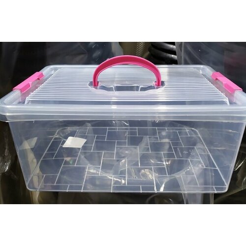 Комплект из трех контейнеров с крышками на защелках-10, 6 и 3,3 литра