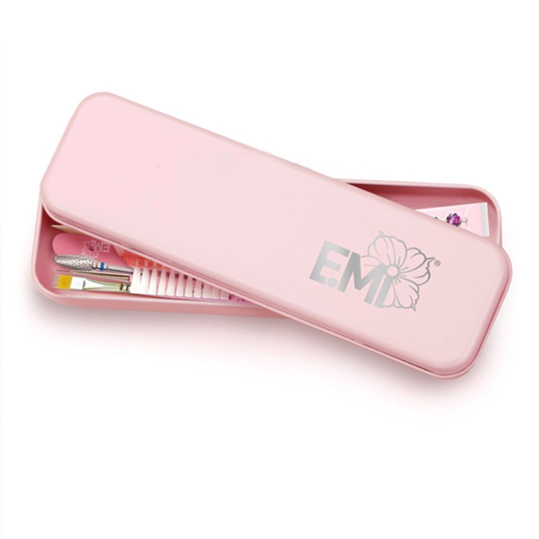 фото Металлический пенал для кистей и инструментов