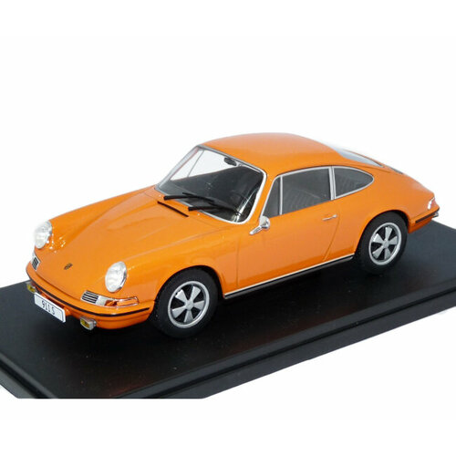 Porsche 911S 1968 orange