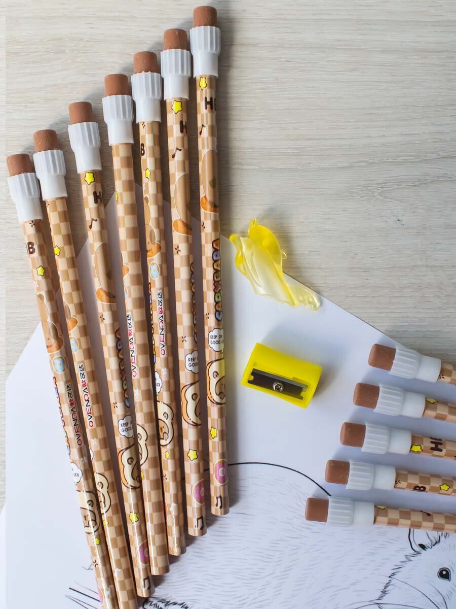 Карандаши простые чернографитные для школы ТМ/HB с ластиками и точилкой набор 12 штук незаточенные — фото 1