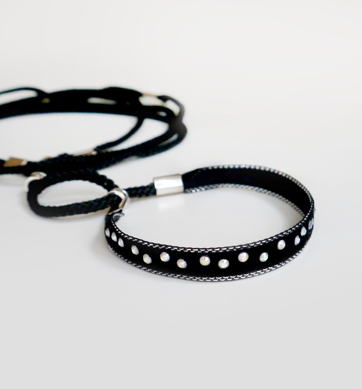 Ринговка для собак мелких пород черная со стразами для дрессировки и выставки длина 120 см