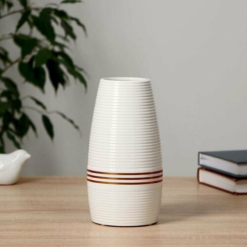 SUI Ваза керамика настольная Иветт d-6 см 9х19 см белый 1496₽