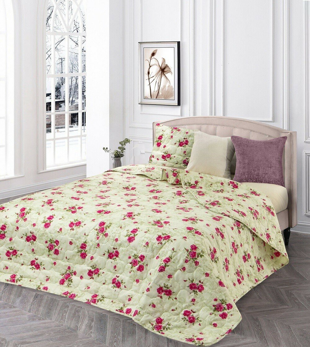 фото Покрывало на кровать стеганое