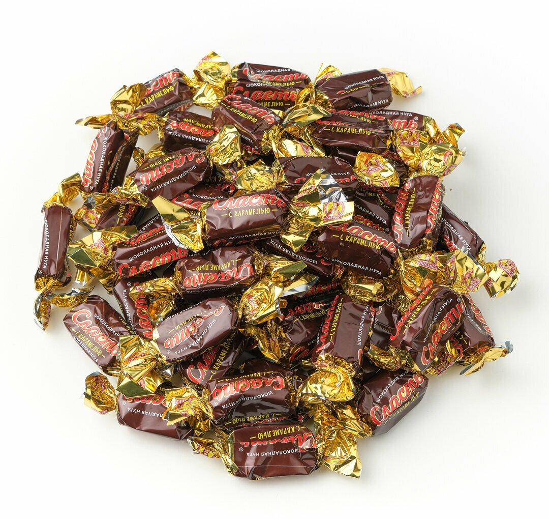 Конфеты глазированные Сласть с шоколадной нугой и карамелью ТМ Славянка 1 кг - фотография № 3