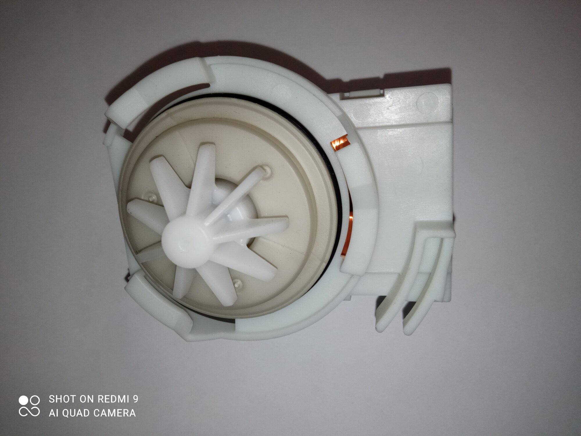 Насос сливной для посудомоечной машины 35W WHIRLPOOL