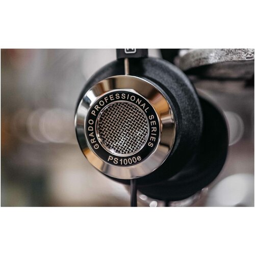 Постер на экокоже 40x40 LinxOne Наушники металлический серебристый аудио 183 90000₽