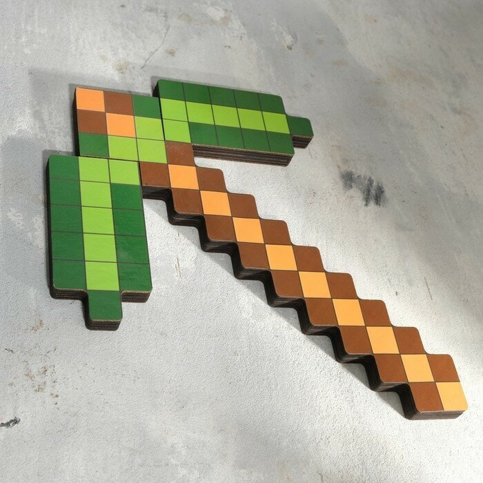 фото Сувенир деревянный "Кирка", 22х29х1,2 см, пиксельный, зеленый