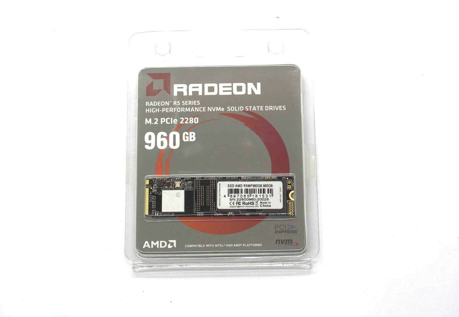 SSD накопитель AMD Radeon 960Гб, M.2 2280, SATA III - фото №9